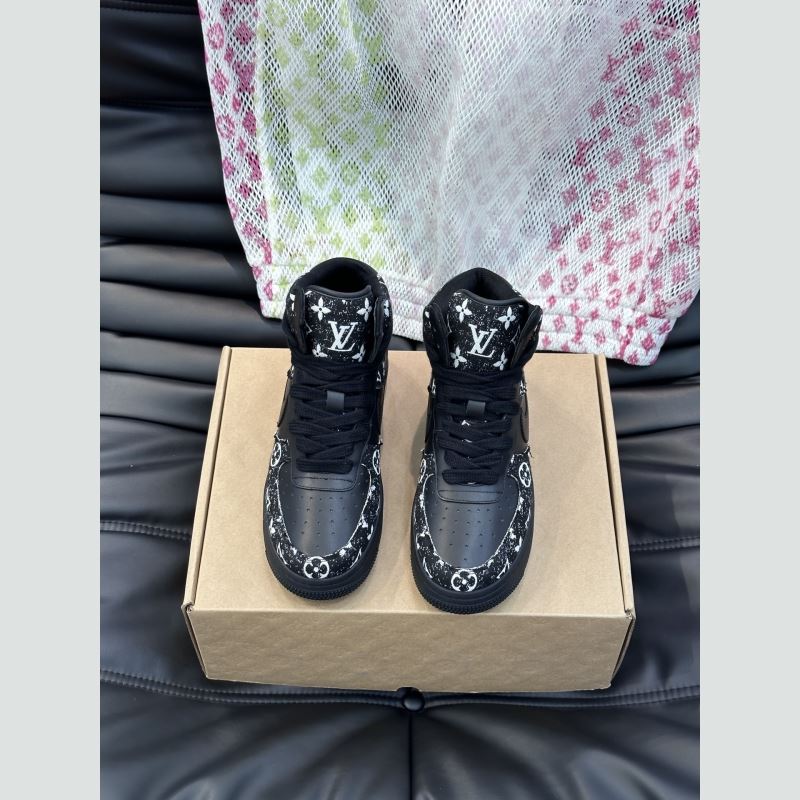 l**is V*t*n sneakers